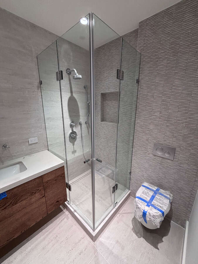 90 DEGREE SHOWER ENCLOSURE