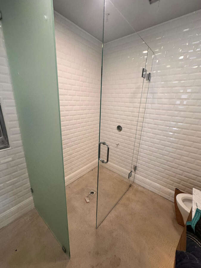 90 DEGREE SHOWER ENCLOSURE