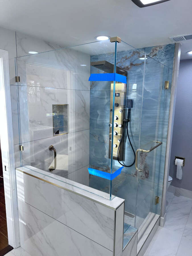 90 DEGREE SHOWER ENCLOSURE