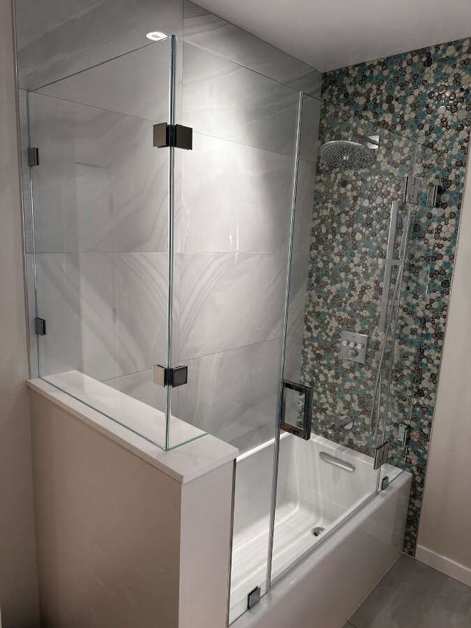 90 DEGREE SHOWER ENCLOSURE