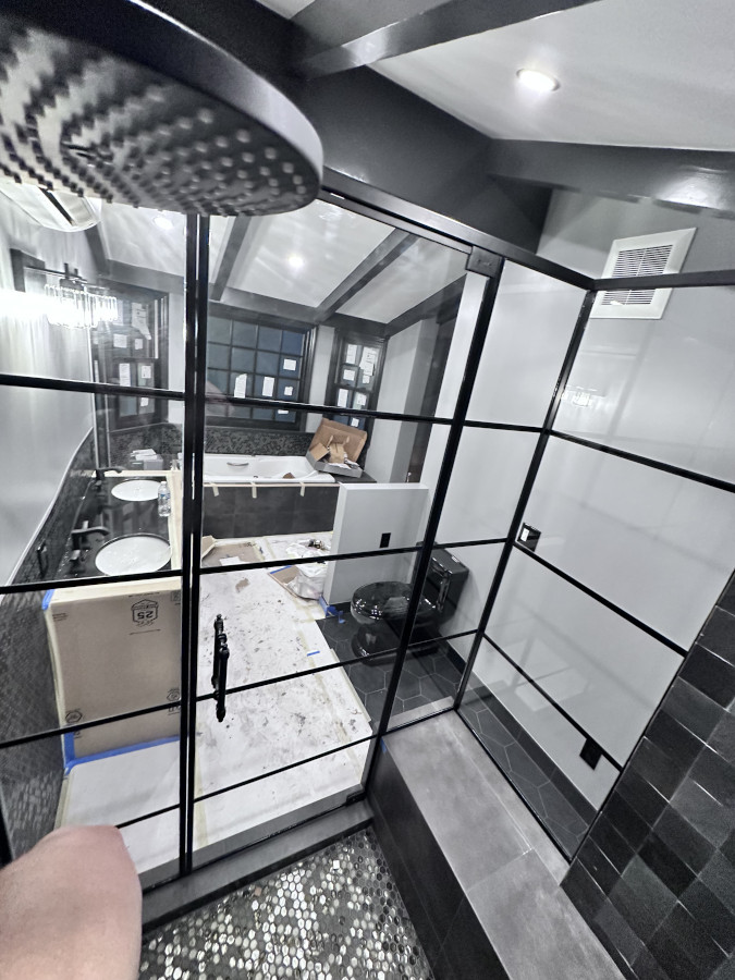 FRAMED SHOWER ENCLOSURE