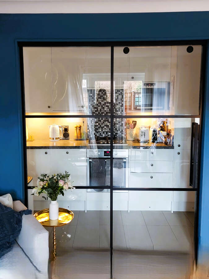 glass partition